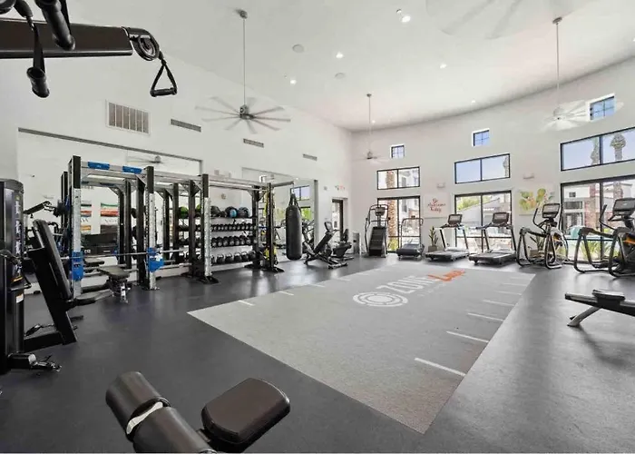 Boulevard Luxe 2br By The Stadium Pool Parking Gym 06 Apartment Glendale