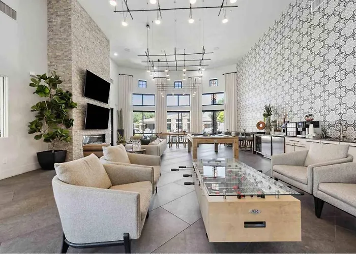 Boulevard Luxe 2br By The Stadium Pool Parking Gym 06 *