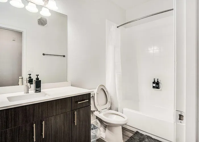 Apartment Boulevard Luxe 2br By The Stadium Pool Parking Gym 06