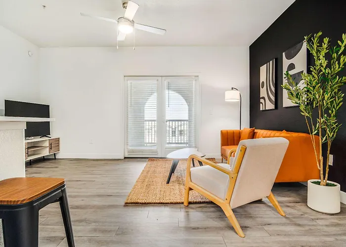 Apartment Boulevard Luxe 2br By The Stadium Pool Parking Gym 06 Glendale