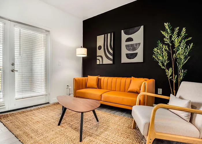 Boulevard Luxe 2br By The Stadium Pool Parking Gym 06 Apartment